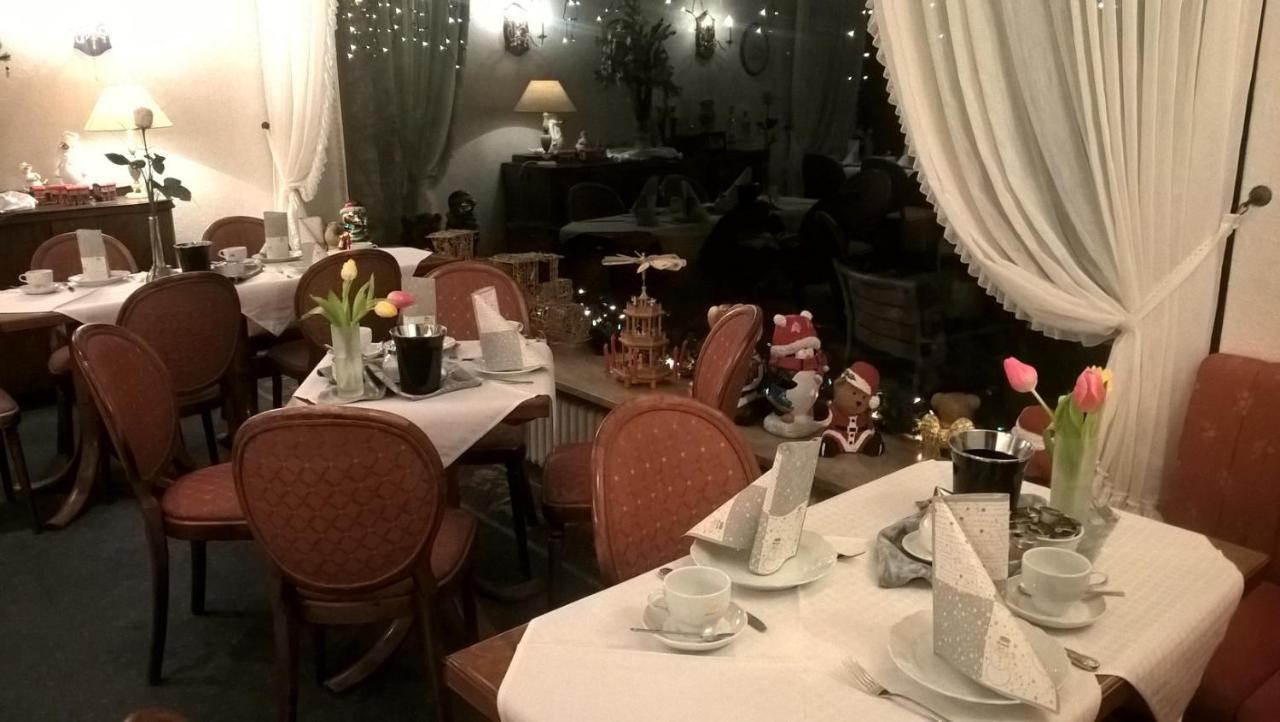 Condi Hotel Гамбург Экстерьер фото