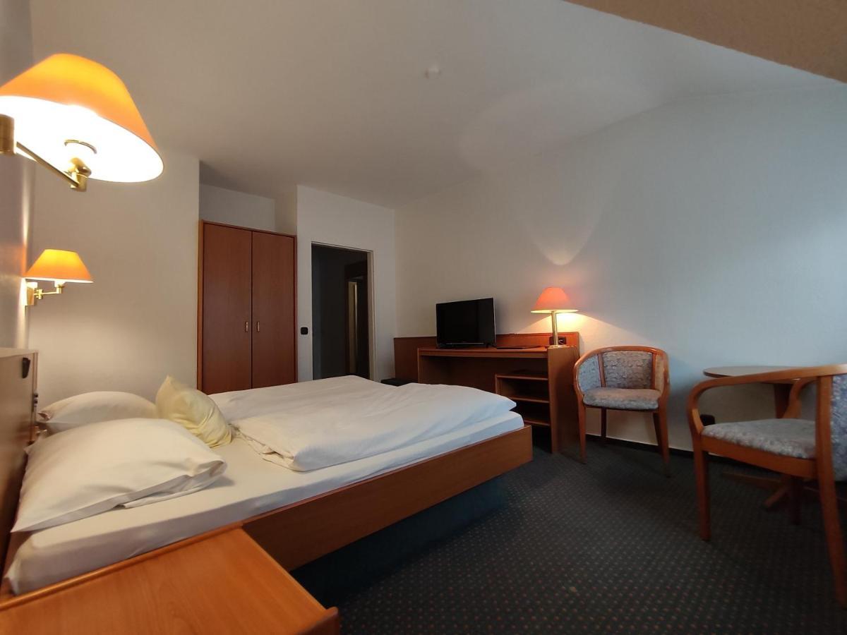 Condi Hotel Гамбург Экстерьер фото